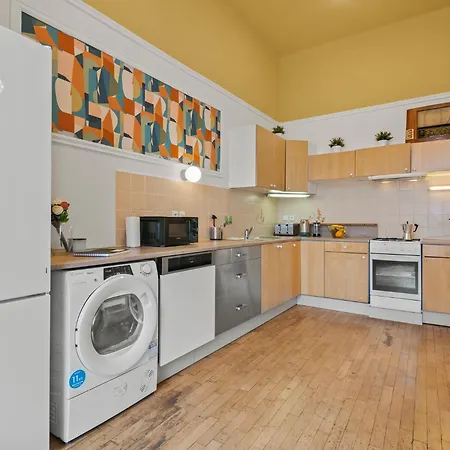 Vintage Apts In Heart Of By Michal&friends * براغ