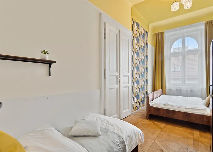 Apartment Vintage Apts In Heart Of By Michal&friends