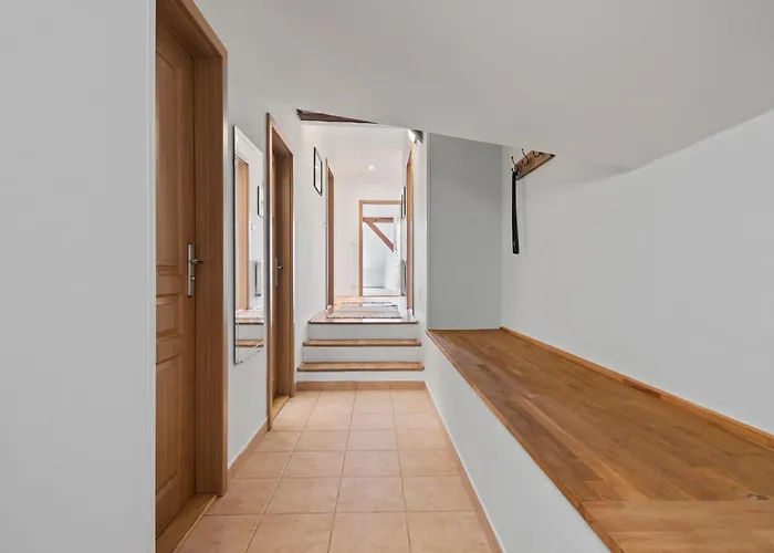 Apartment Vintage Apts In Heart Of By Michal&friends