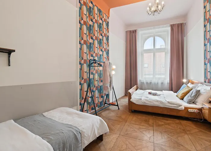 Vintage Apts In Heart Of By Michal&friends *